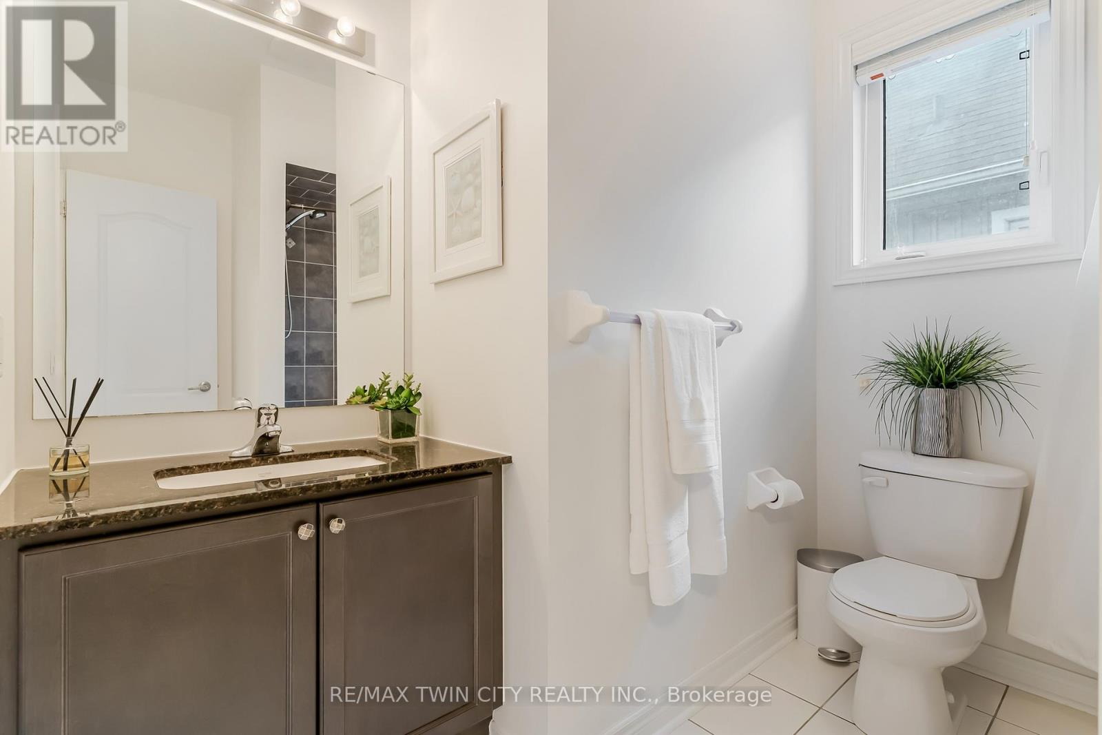 644 Baldwin Crescent, Woodstock, Ontario  N4T 0G5 - Photo 7 - X13058464