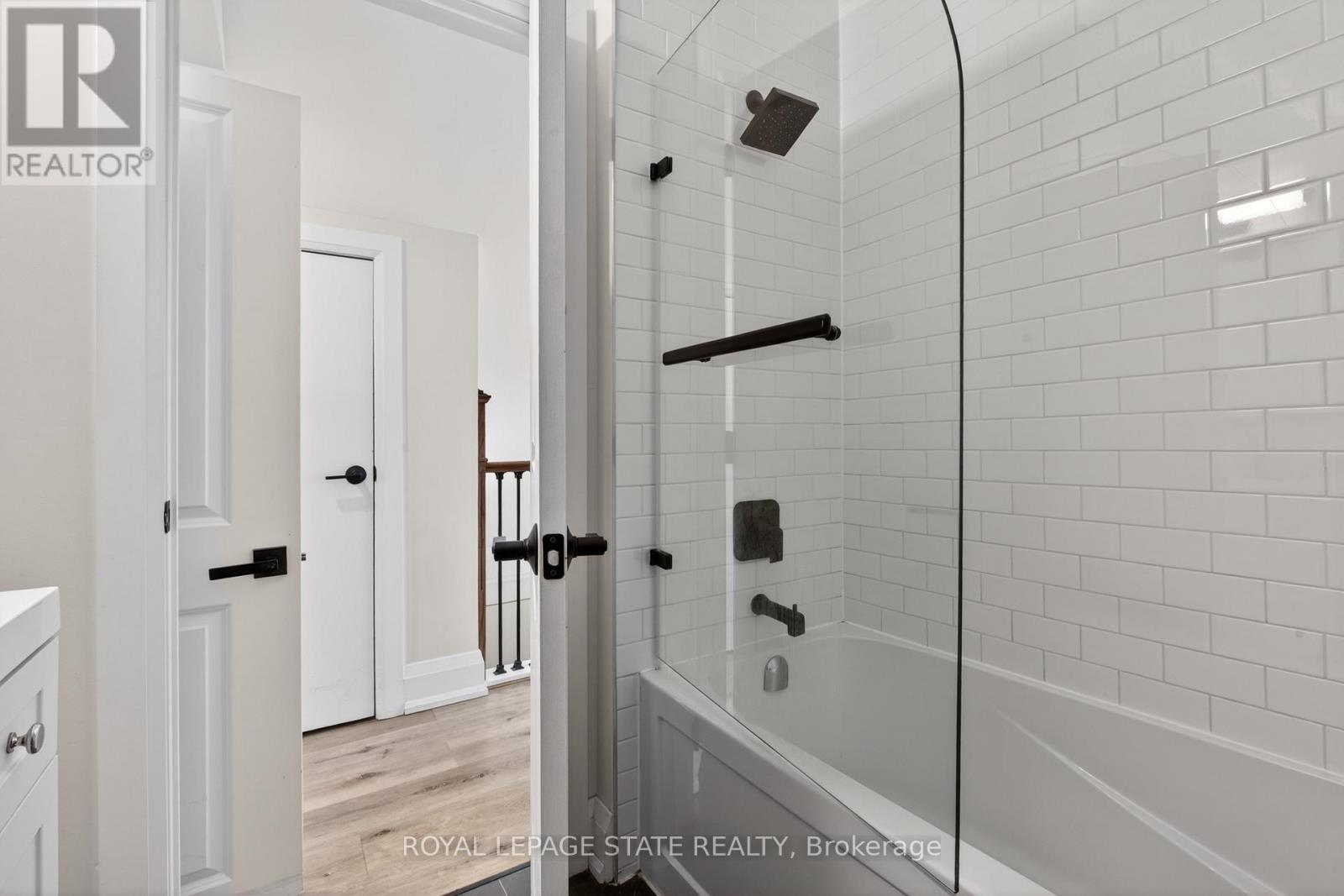 11 Barnesdale Avenue N, Hamilton, Ontario  L8L 6R4 - Photo 39 - X13058524