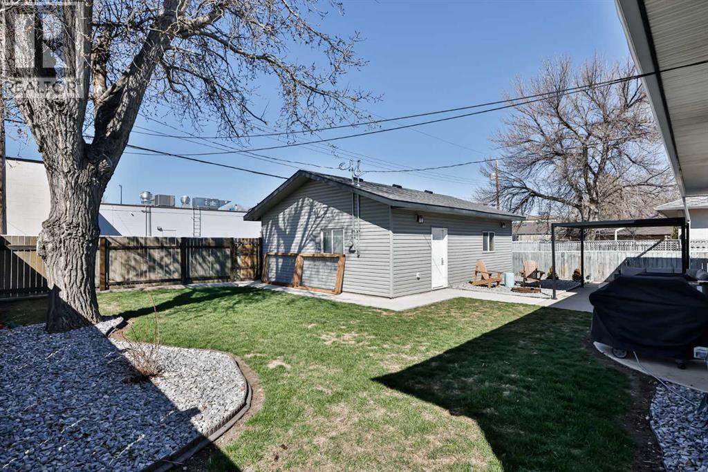 1104 27 Street S, Lethbridge, Alberta  T1K 2S7 - Photo 10 - A2305997