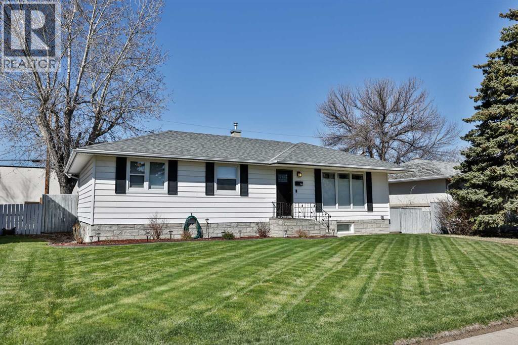 1104 27 Street S, Lethbridge, Alberta  T1K 2S7 - Photo 2 - A2305997