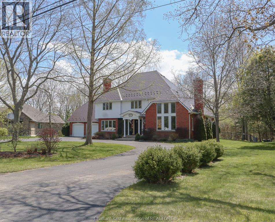 1821 Blackwell Road, Sarnia, Ontario  N7T 7H4 - Photo 2 - 26009473