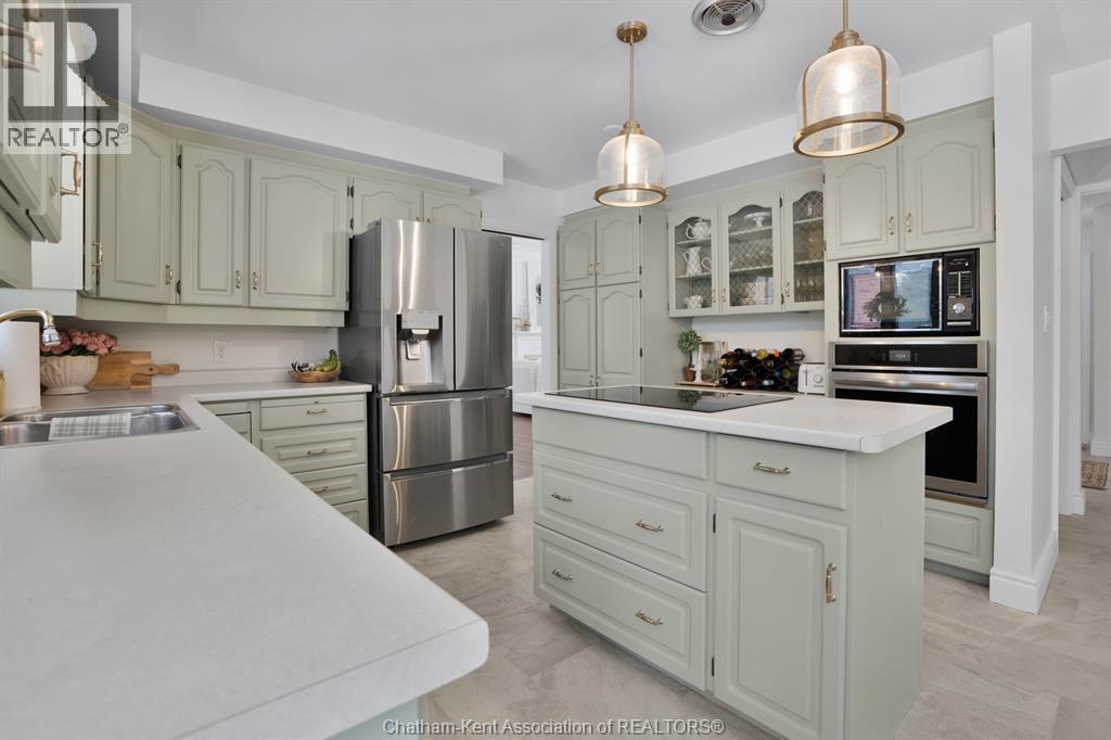 1821 Blackwell Road, Sarnia, Ontario  N7T 7H4 - Photo 19 - 26009473