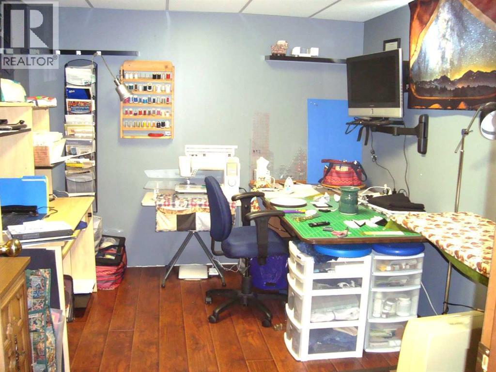 340032 Rge. Rd. 24-5, Rural Kneehill County, Alberta  T0M 2C0 - Photo 39 - A2255314