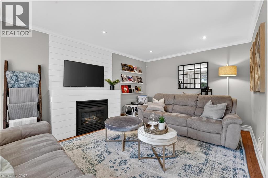 734 Brigadoon Drive, Hamilton, Ontario  L9C 7S2 - Photo 15 - 40825032