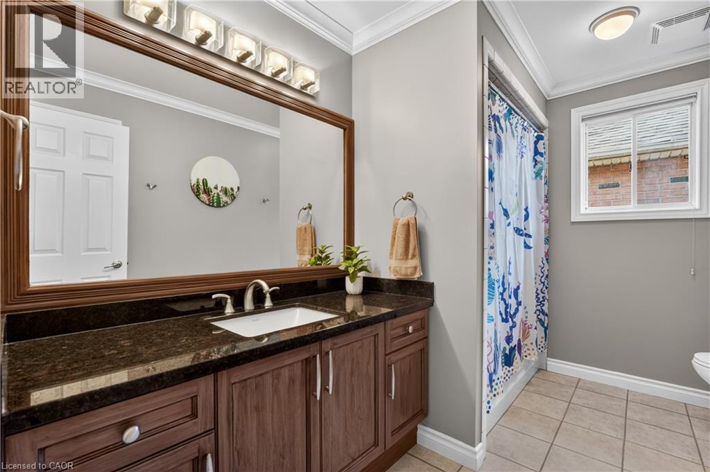 734 Brigadoon Drive, Hamilton, Ontario  L9C 7S2 - Photo 27 - 40825032