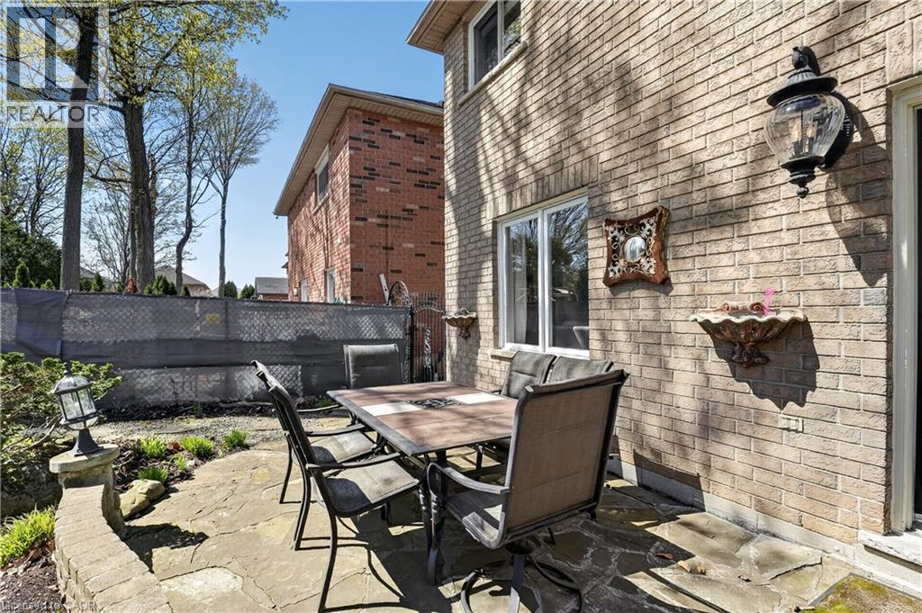 734 Brigadoon Drive, Hamilton, Ontario  L9C 7S2 - Photo 43 - 40825032