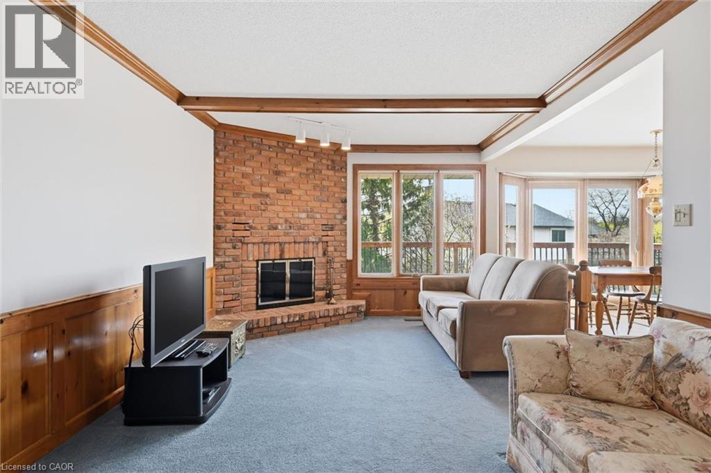 2018 Barlow Crescent, Burlington, Ontario  L7P 4N8 - Photo 11 - 40824120