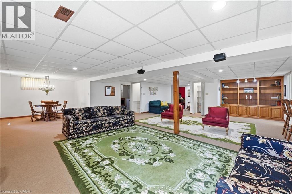 2018 Barlow Crescent, Burlington, Ontario  L7P 4N8 - Photo 33 - 40824120