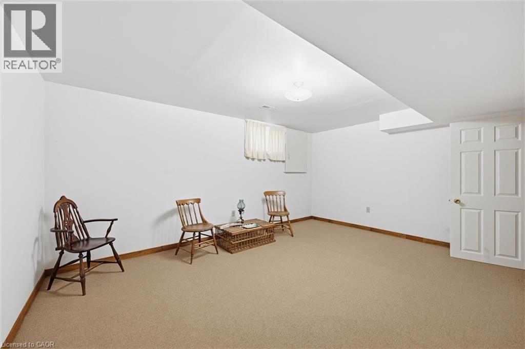 2018 Barlow Crescent, Burlington, Ontario  L7P 4N8 - Photo 38 - 40824120