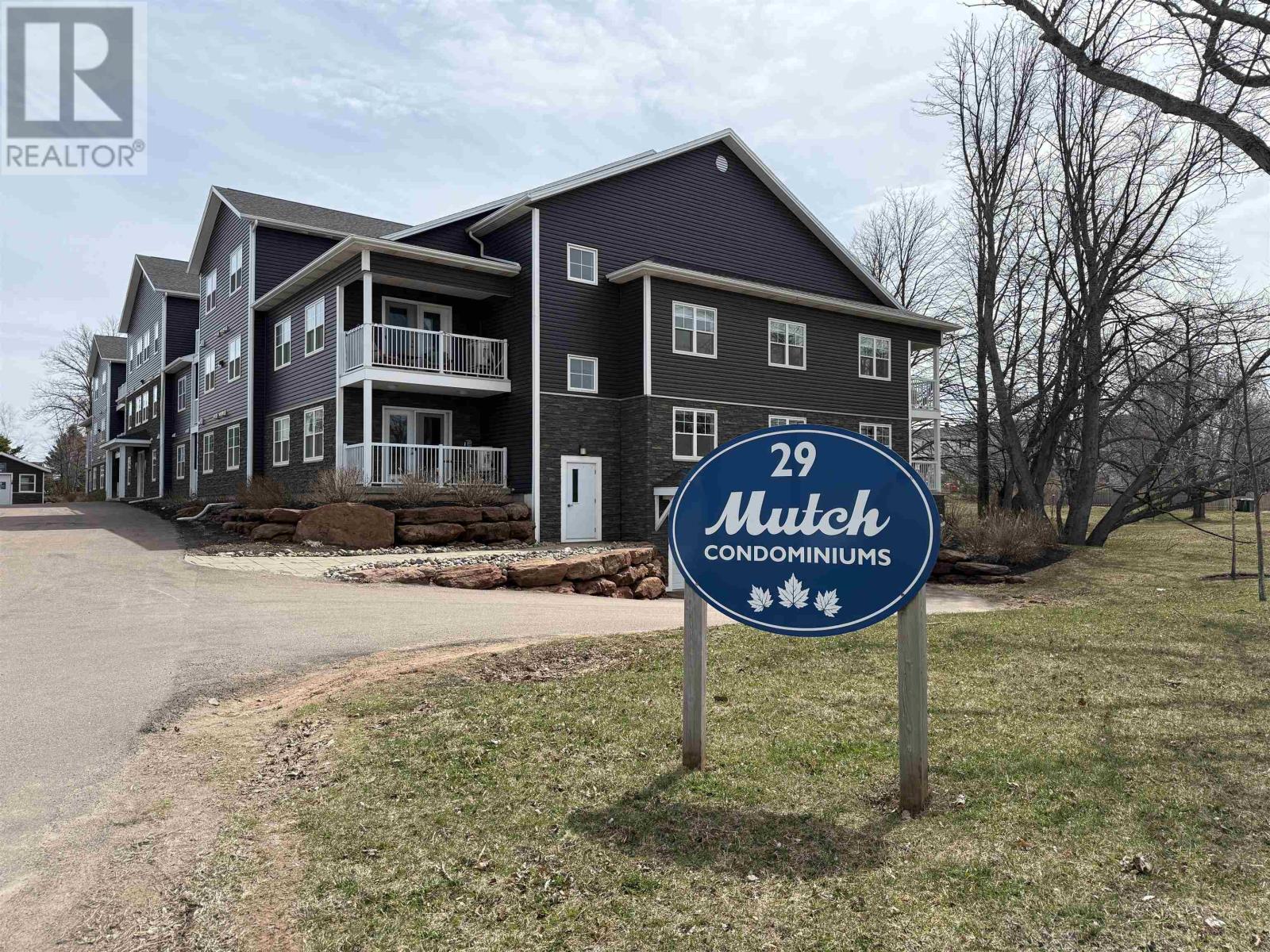 101 29 Stratford Road, Stratford, Prince Edward Island  C1B 1T4 - Photo 1 - 202604031