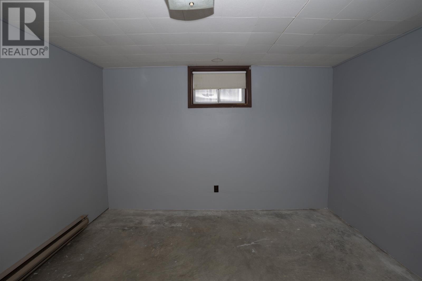 402 Westview Pl, Thunder Bay, Ontario  P7C 4M3 - Photo 20 - TB2600844