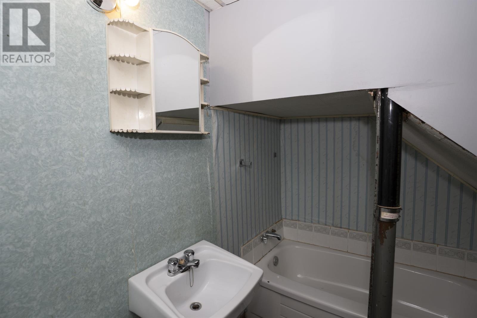 402 Westview Pl, Thunder Bay, Ontario  P7C 4M3 - Photo 26 - TB2600844