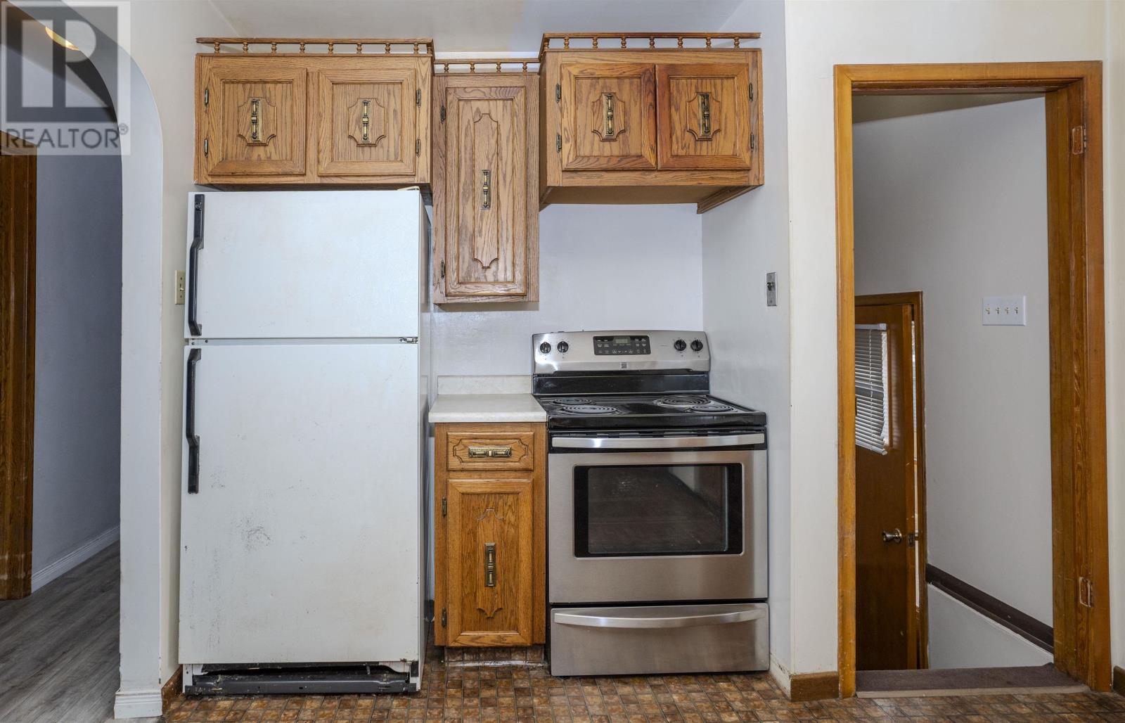 402 Westview Pl, Thunder Bay, Ontario  P7C 4M3 - Photo 8 - TB2600844