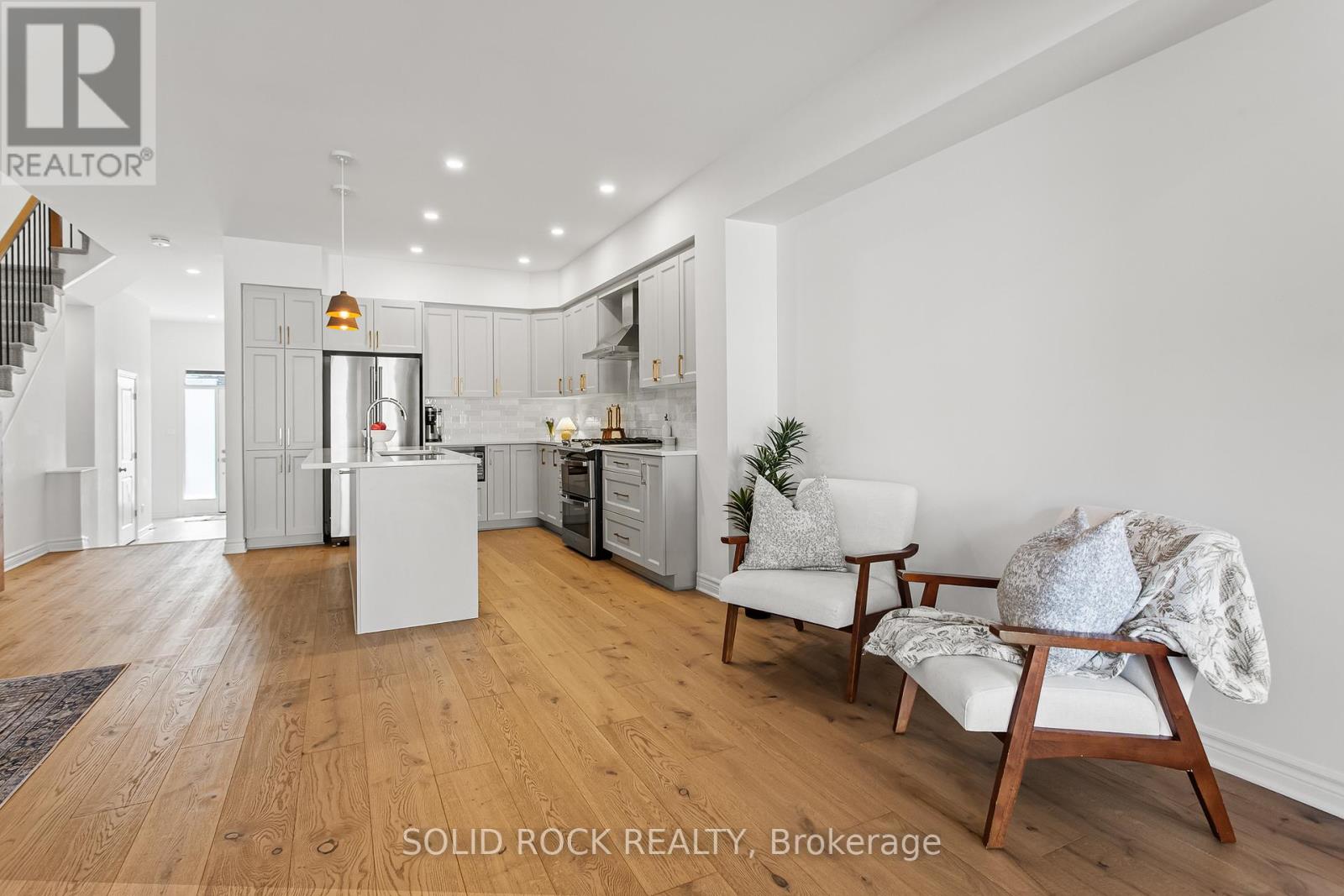 949 Omagaki Way, Ottawa, Ontario  K1X 0J3 - Photo 12 - X13058668