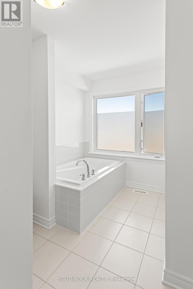 949 Omagaki Way, Ottawa, Ontario  K1X 0J3 - Photo 35 - X13058668