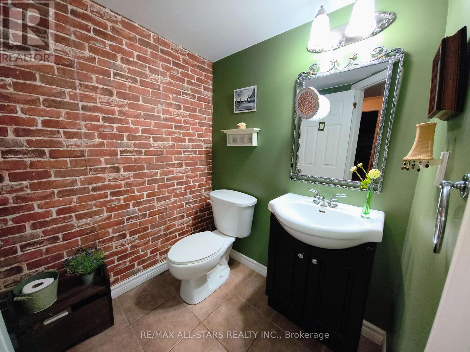 32 Oakside Drive, Uxbridge, Ontario  L9P 2A4 - Photo 31 - N12954520