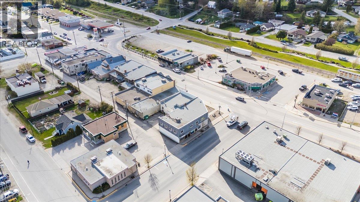 1967 Columbia Gardens Road, Fruitvale, British Columbia  V0G 1L0 - Photo 26 - 10384862