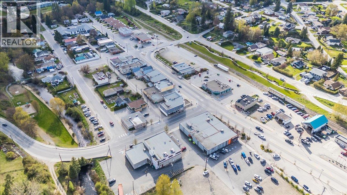 1967 Columbia Gardens Road, Fruitvale, British Columbia  V0G 1L0 - Photo 28 - 10384862