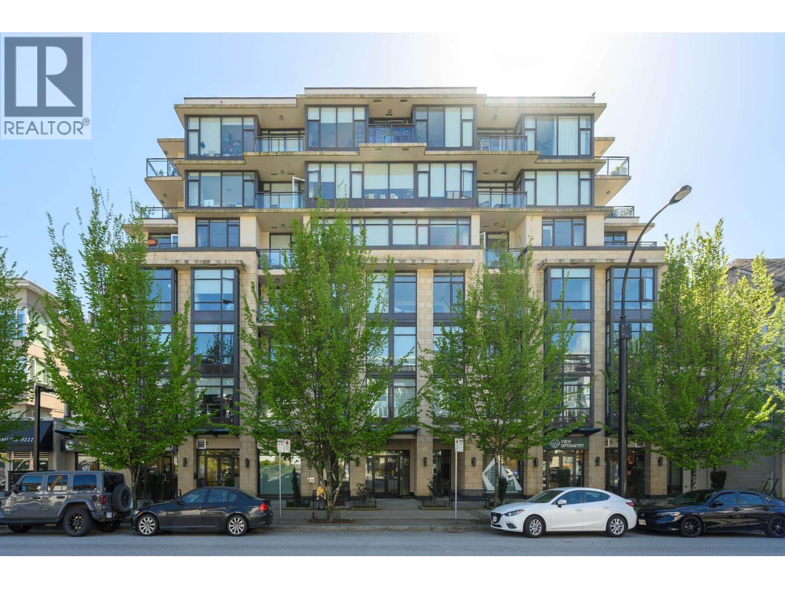 504 131 E 3RD STREET, North Vancouver, British Columbia