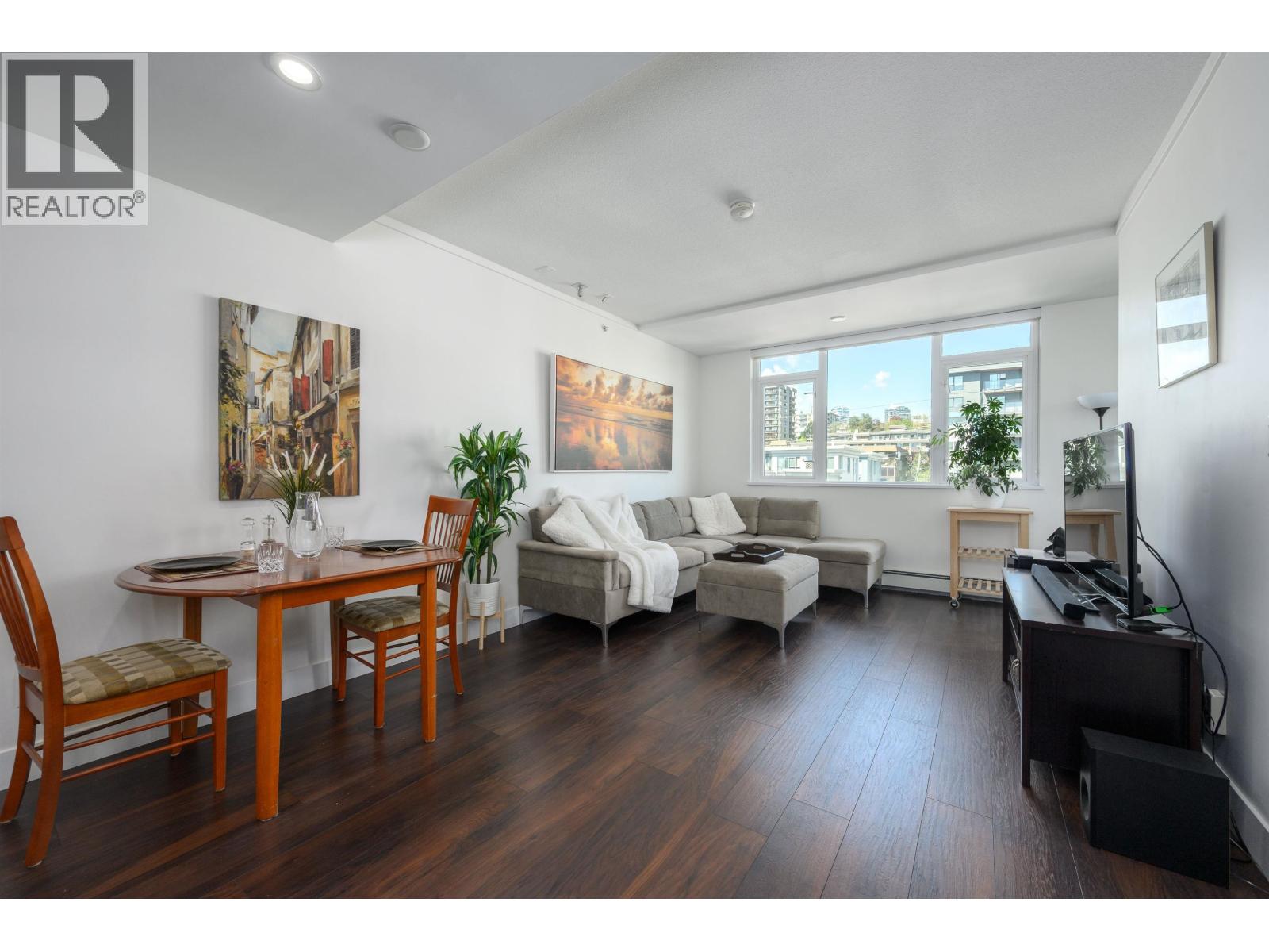 504 131 E 3rd Street, North Vancouver, British Columbia  V7L 0E3 - Photo 4 - R3117256