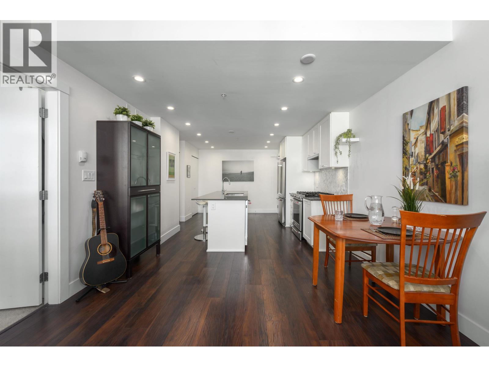 504 131 E 3rd Street, North Vancouver, British Columbia  V7L 0E3 - Photo 9 - R3117256