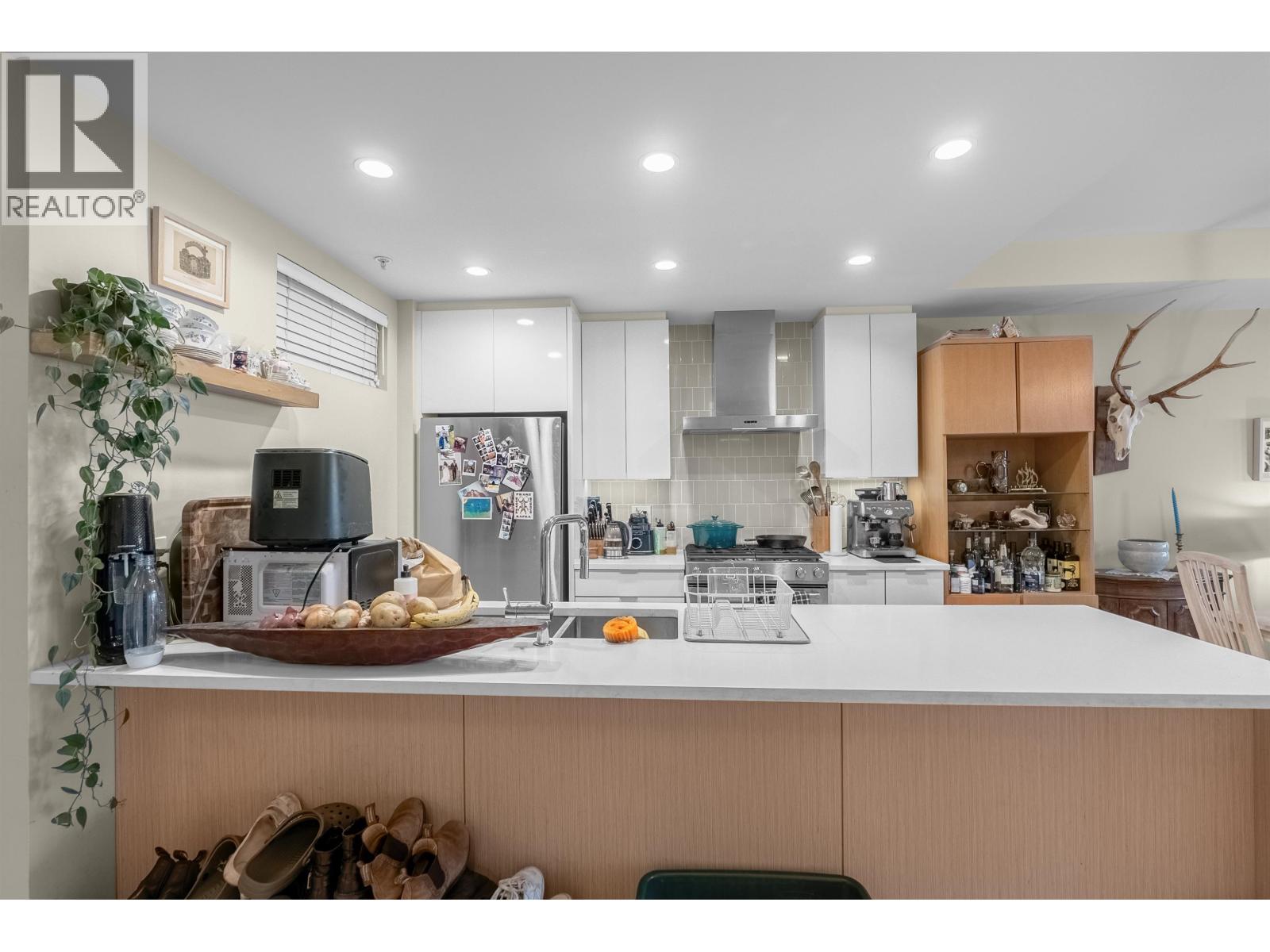 203 1496 Charlotte Road, North Vancouver, British Columbia  V7J 0C9 - Photo 16 - R3117263