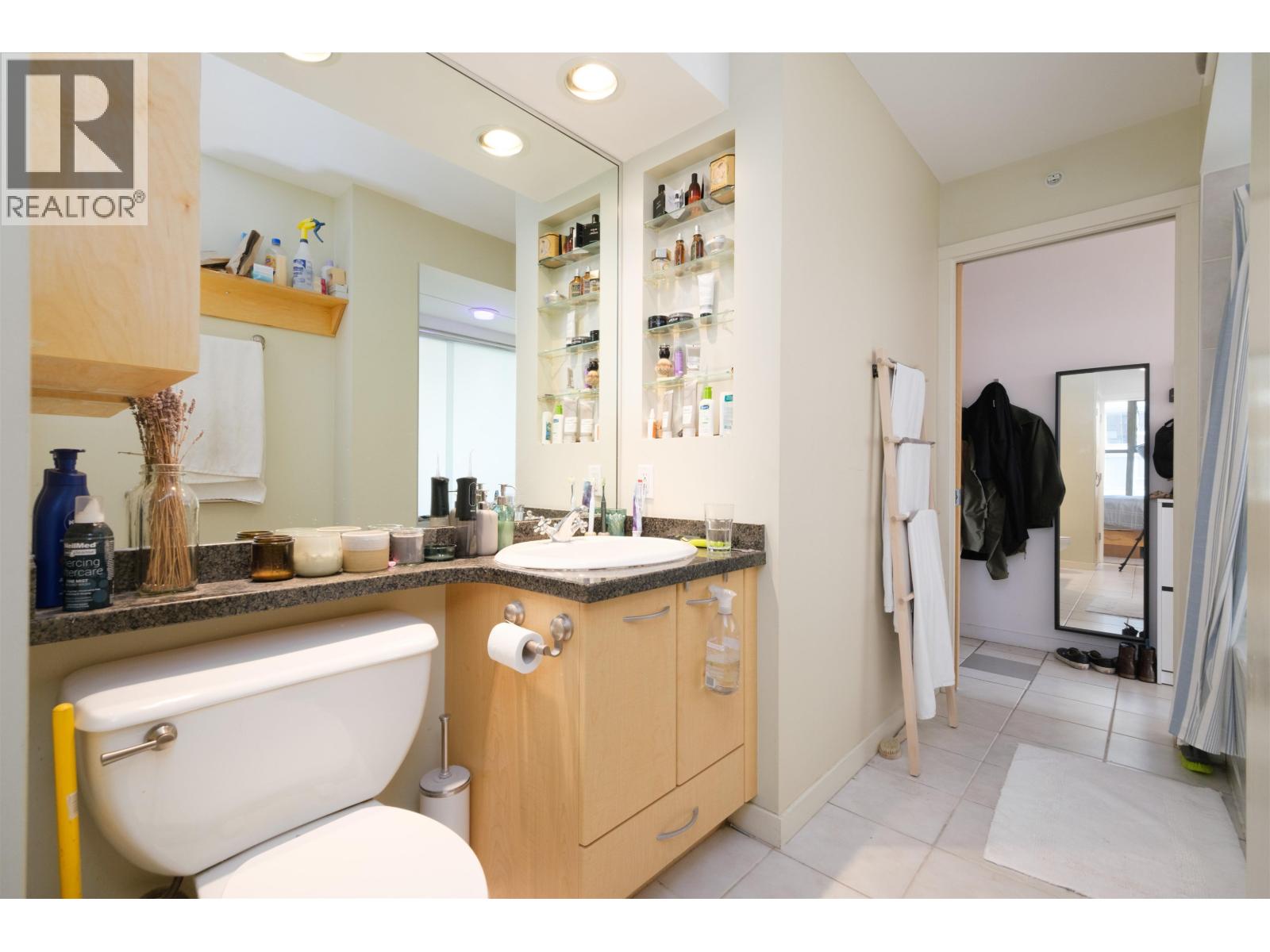 1507 989 Richards Street, Vancouver, British Columbia  V6B 6R6 - Photo 8 - R3117277