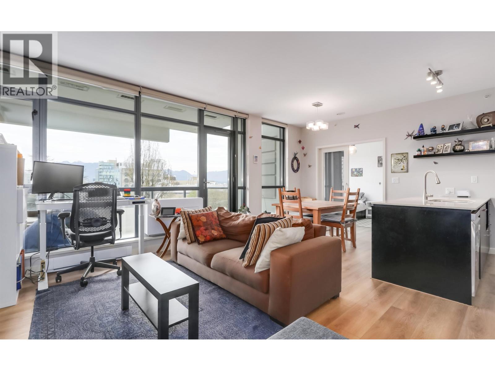 604 2851 HEATHER STREET, Vancouver, British Columbia