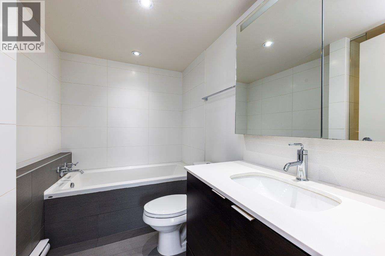 302 1677 Lloyd Avenue, North Vancouver, British Columbia  V7P 0B1 - Photo 20 - R3117296