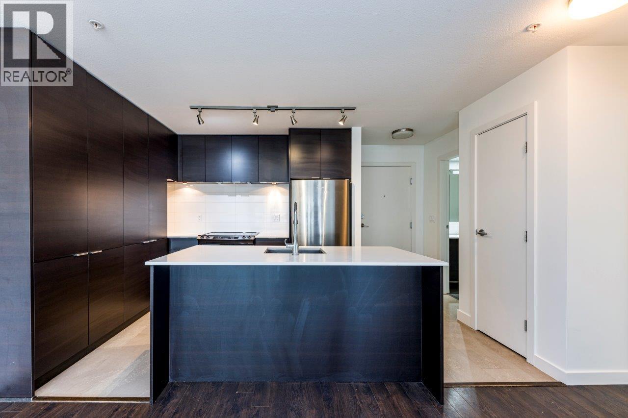 302 1677 Lloyd Avenue, North Vancouver, British Columbia  V7P 0B1 - Photo 4 - R3117296