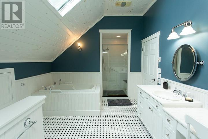 3515 Huron Line Rd, Jocelyn Township, Richards Landing, Ontario  P0R 1J0 - Photo 27 - SM260442