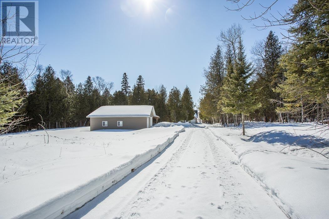 3515 Huron Line Rd, Jocelyn Township, Richards Landing, Ontario  P0R 1J0 - Photo 41 - SM260442