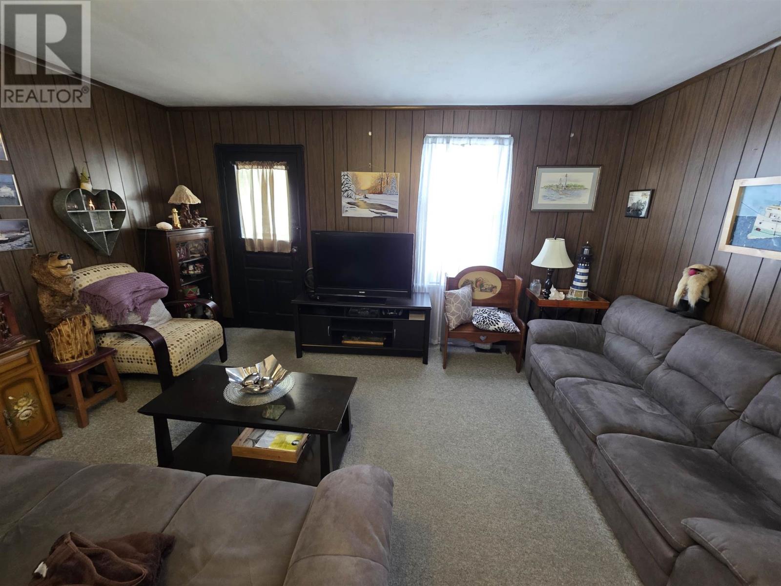 172 Wilcox Ave, Sault Ste. Marie, Ontario  P6B 1V7 - Photo 4 - SM260527