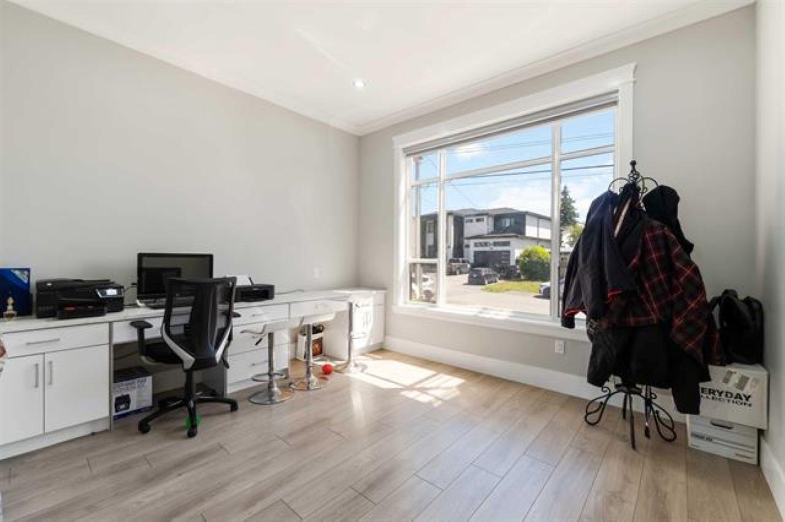 32235 Pineview Avenue, Abbotsford, British Columbia  V2T 1R2 - Photo 8 - R3116323