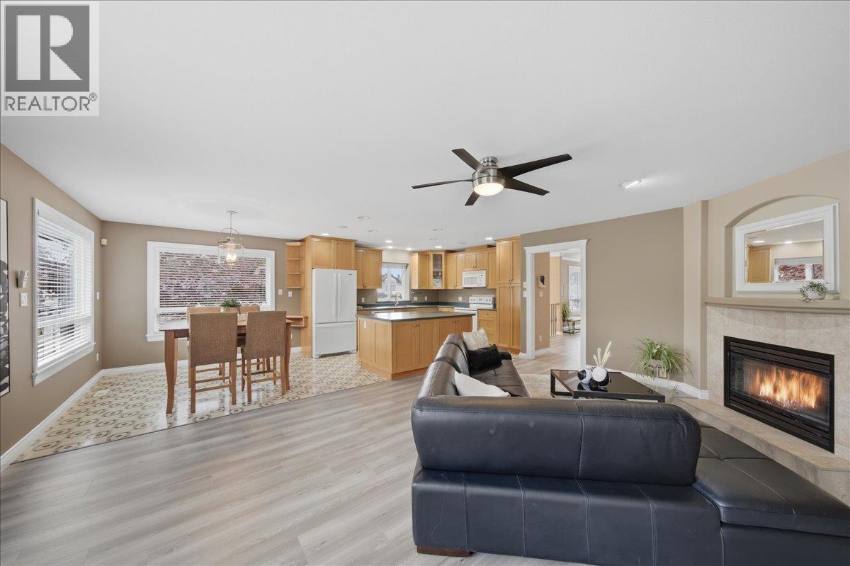 22727 127th Avenue, Maple Ridge, British Columbia  V2X 2Z4 - Photo 13 - R3115788