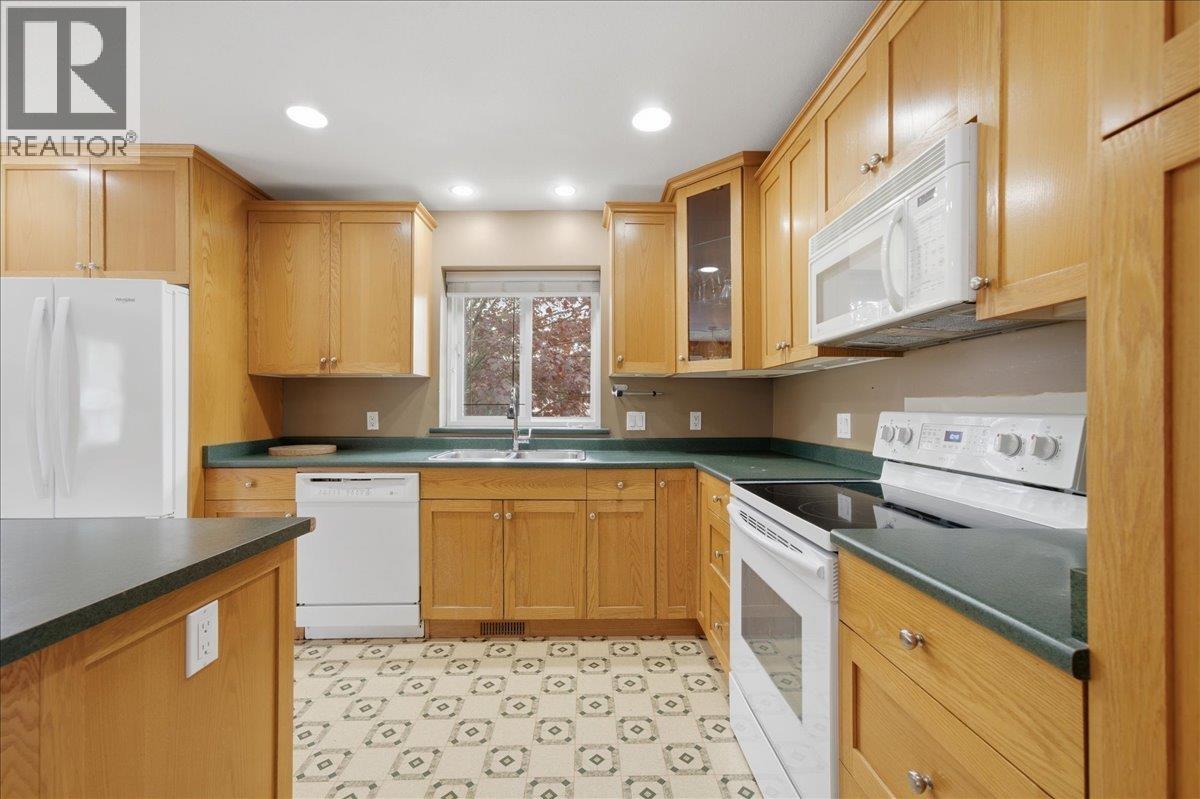 22727 127th Avenue, Maple Ridge, British Columbia  V2X 2Z4 - Photo 8 - R3115788