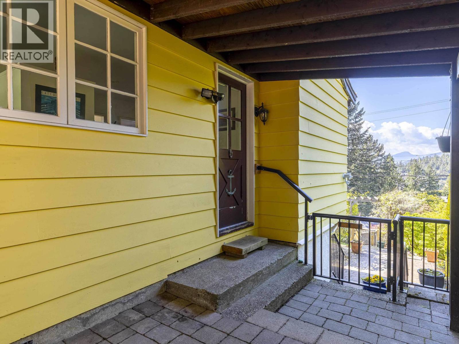 6248 Wellington Avenue, West Vancouver, British Columbia  V7W 2H4 - Photo 4 - R3117271