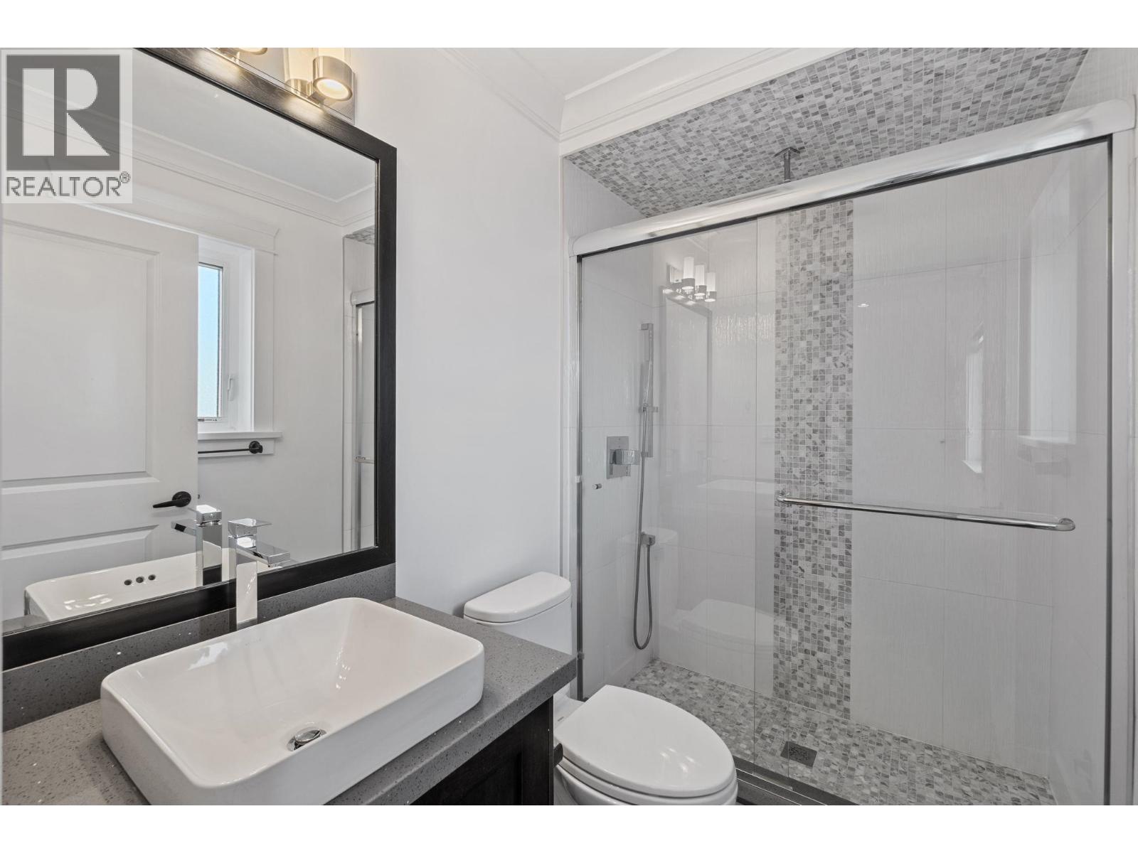 831 E King Edward Avenue, Vancouver, British Columbia  V5V 2E5 - Photo 15 - R3117301