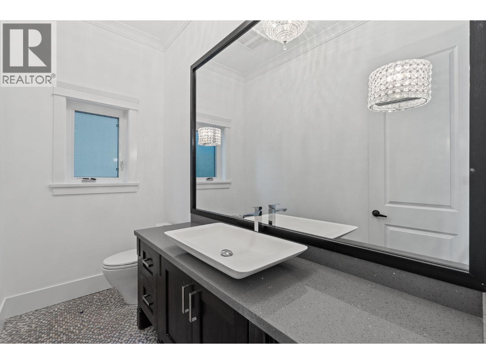 831 E King Edward Avenue, Vancouver, British Columbia  V5V 2E5 - Photo 19 - R3117301