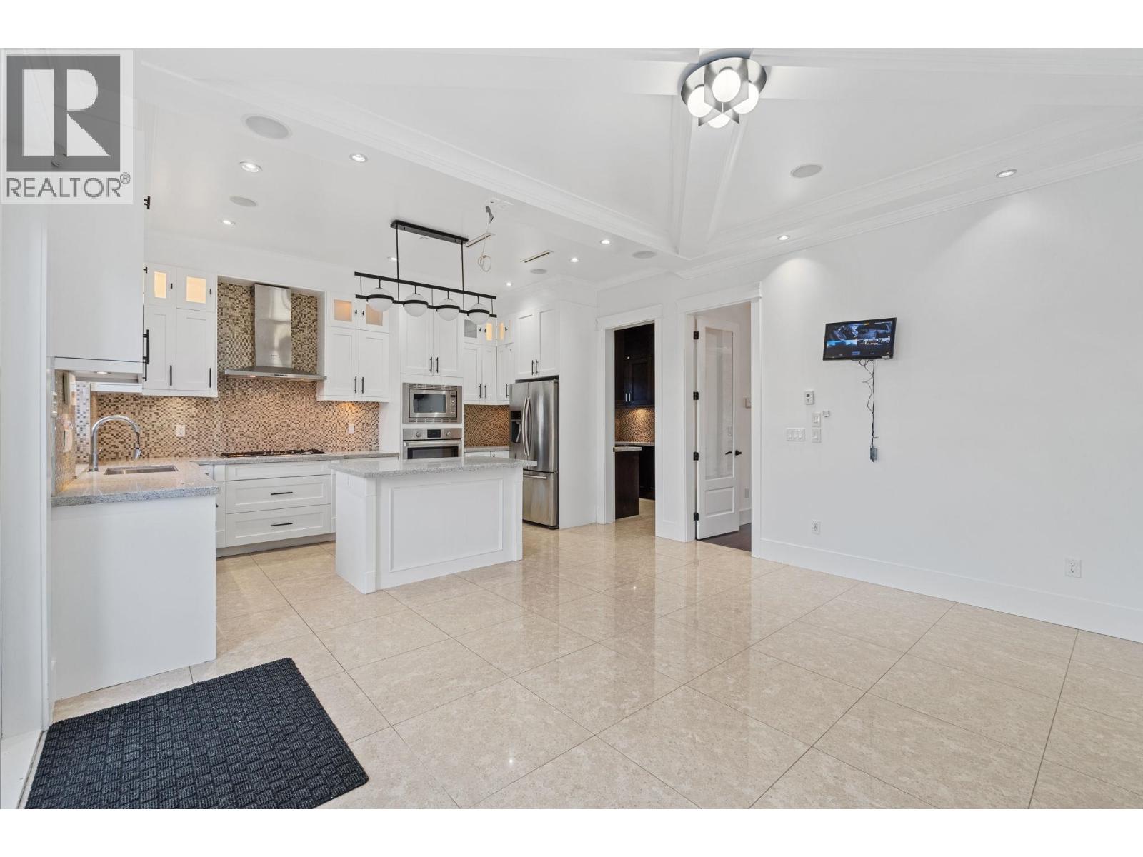 831 E King Edward Avenue, Vancouver, British Columbia  V5V 2E5 - Photo 7 - R3117301