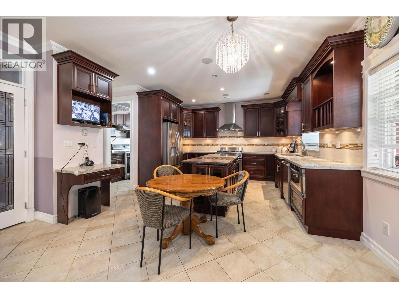 1711 Sixth Avenue, New Westminster, British Columbia  V3M 2C8 - Photo 7 - R3117302