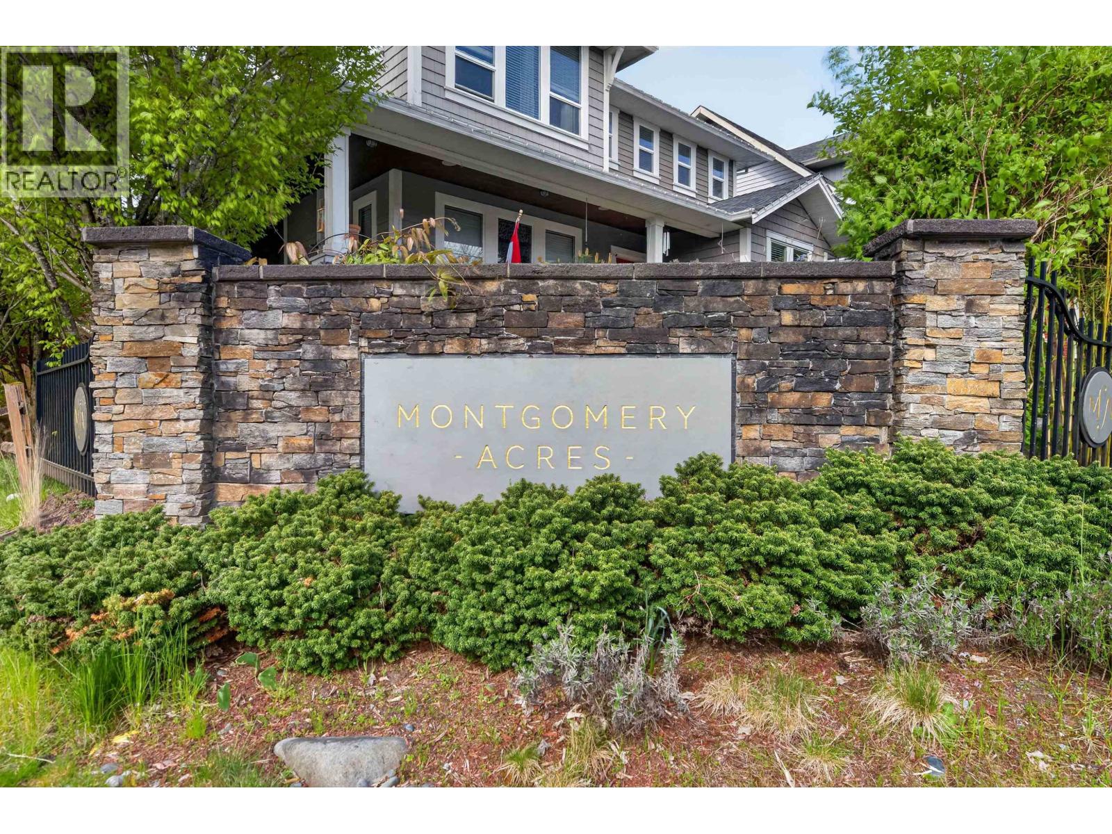 11235 244 Street, Maple Ridge, British Columbia  V2W 0H4 - Photo 2 - R3117309