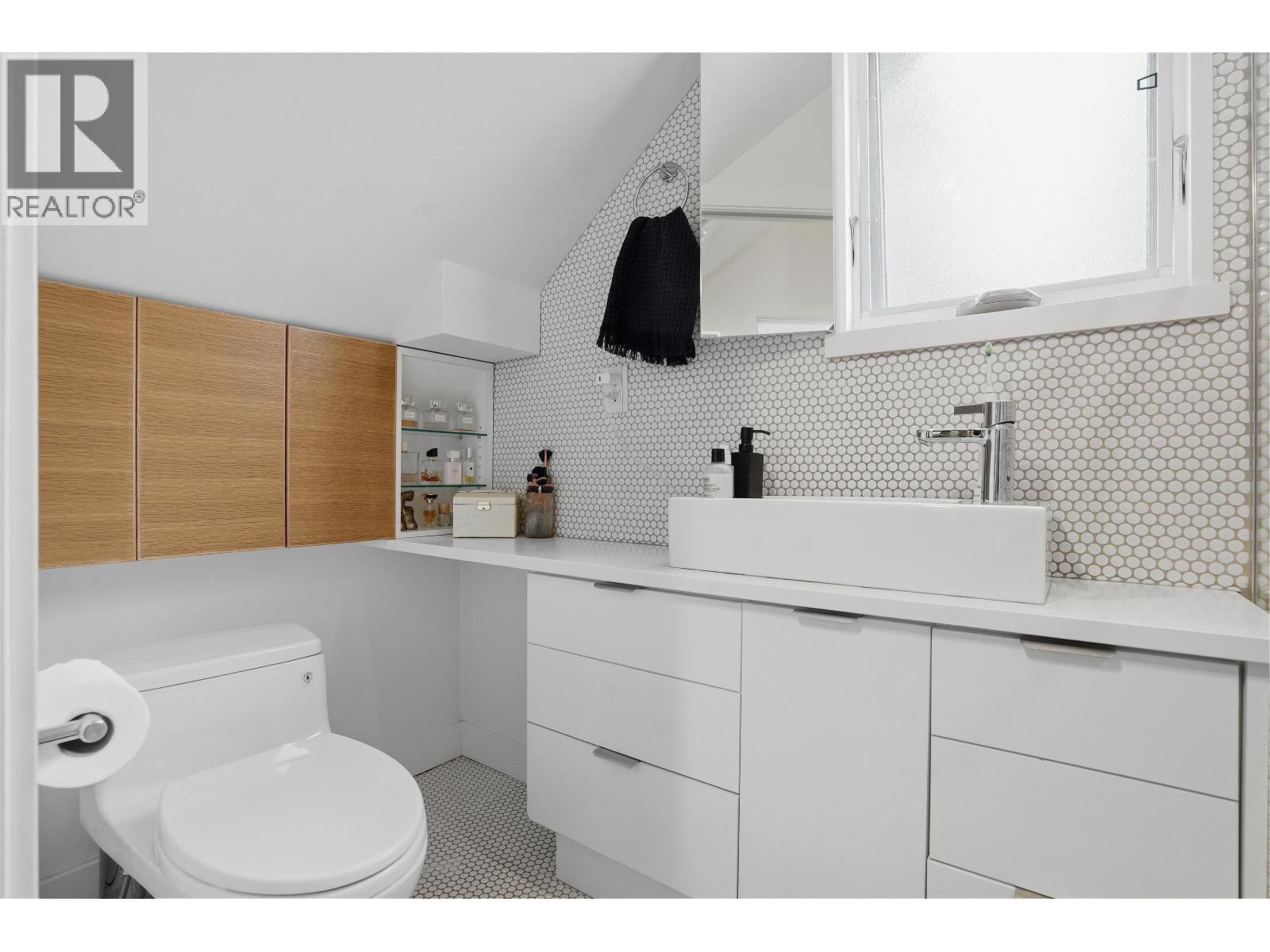 73 E 27th Avenue, Vancouver, British Columbia  V5V 2K2 - Photo 16 - R3117311