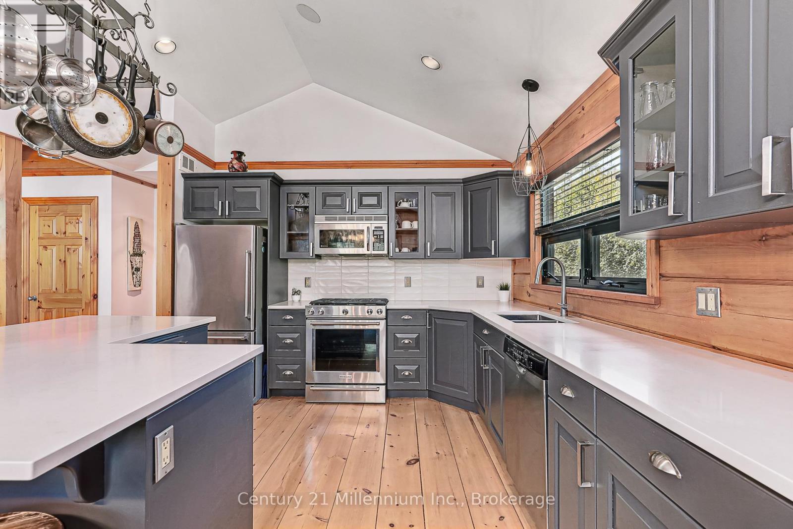 108 Cortina Crescent, Blue Mountains, Ontario  L9Y 3Z2 - Photo 4 - X13058618