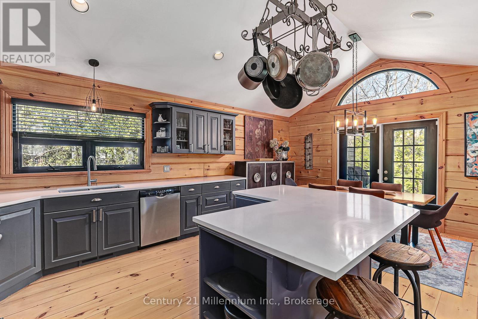 108 Cortina Crescent, Blue Mountains, Ontario  L9Y 3Z2 - Photo 8 - X13058618