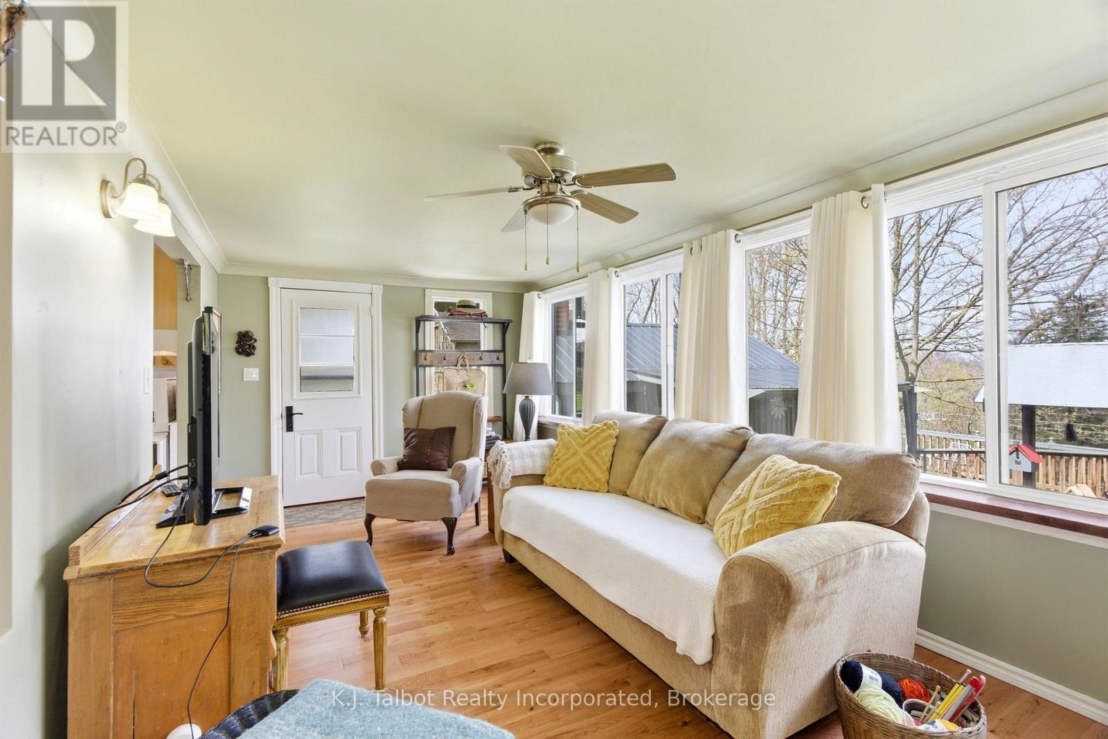 53 Arthur Lane, Ashfield-Colborne-Wawanosh, Ontario  N0M 1E0 - Photo 16 - X13058720