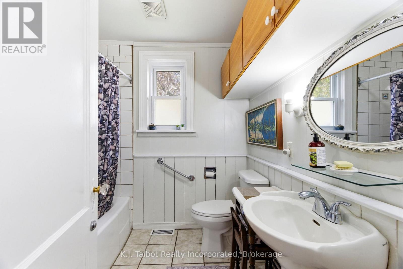 53 Arthur Lane, Ashfield-Colborne-Wawanosh, Ontario  N0M 1E0 - Photo 8 - X13058720