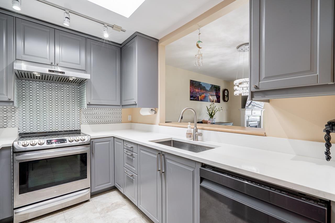 306 9763 140 Street, Surrey, British Columbia  V3T 4M4 - Photo 11 - R3117185