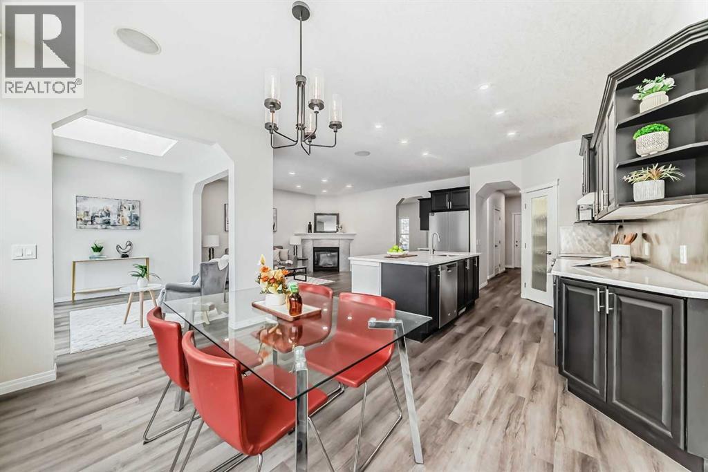 21 Panamount Row NW, Calgary, Alberta  T3K 0C6 - Photo 9 - A2298358