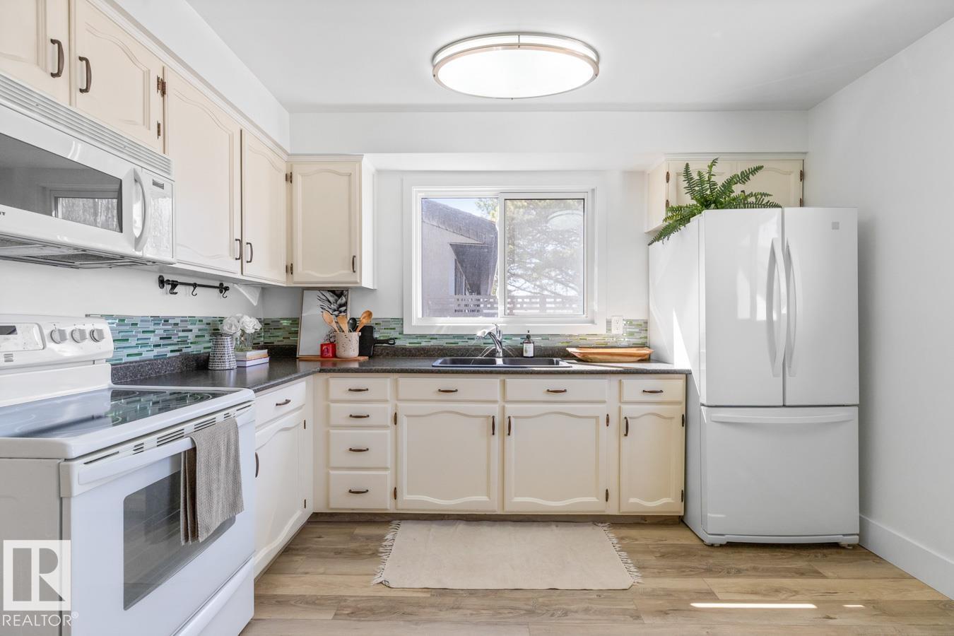 6908 19 Av Nw, Edmonton, Alberta  T6K 2G9 - Photo 12 - E4484650